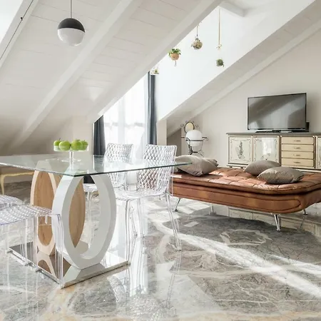 Regina Suites - Vittorio Appartement *